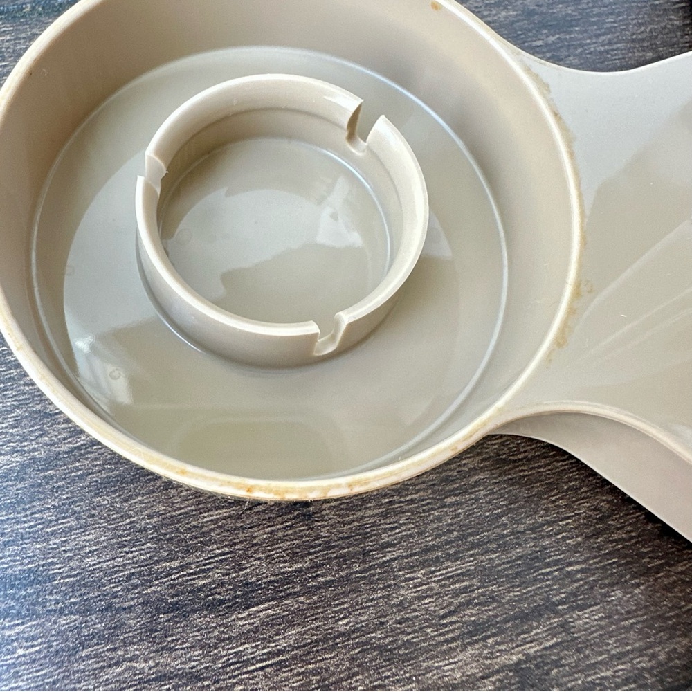 Tupperware 3-piece Condiment Caddy with Lids - Picture 10 of 13